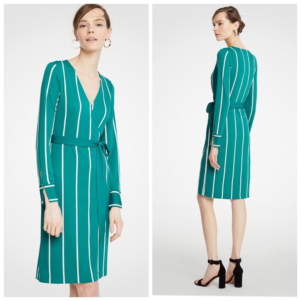 Ann Taylor Green and White Sheath Dress V-Neck Tie Front